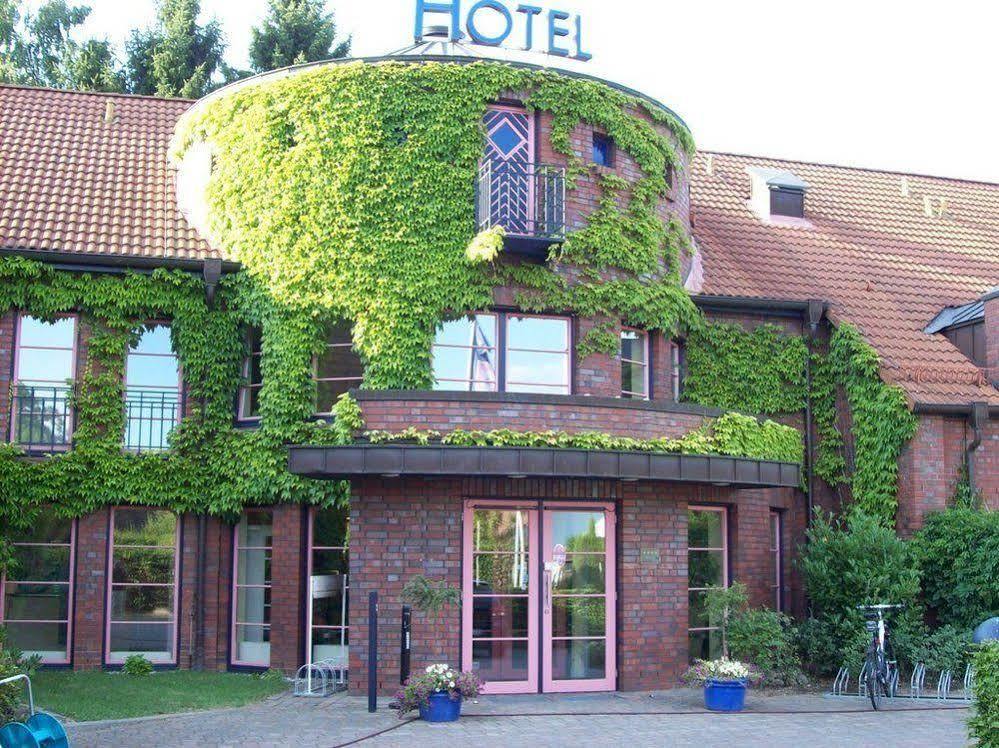 Hotel Arte Schwerin Шверин Экстерьер фото